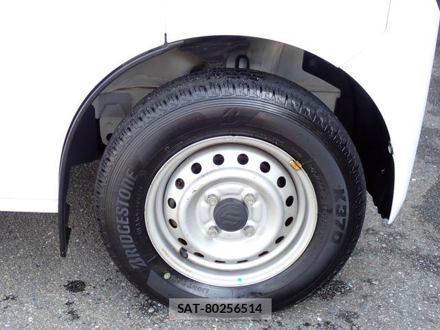 Suzuki EVERY 2018-03 6263995-22