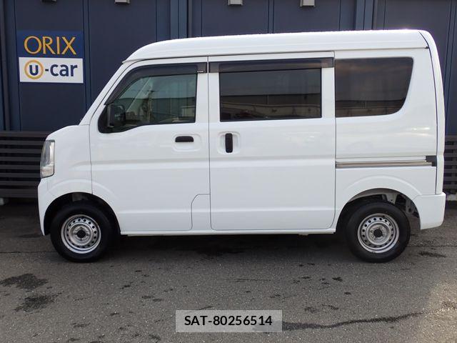 Suzuki EVERY 2018-03 6263995-23
