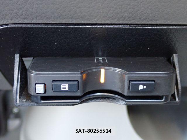Suzuki EVERY 2018-03 6263995-4