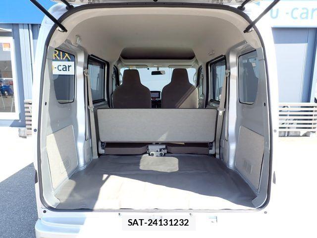 Suzuki EVERY 2020-03 6497442-3