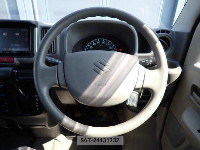 Suzuki EVERY 2020-03 6497442-7
