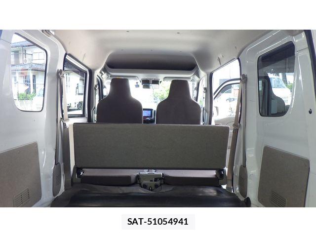 Suzuki EVERY 2020-03 6671259-18