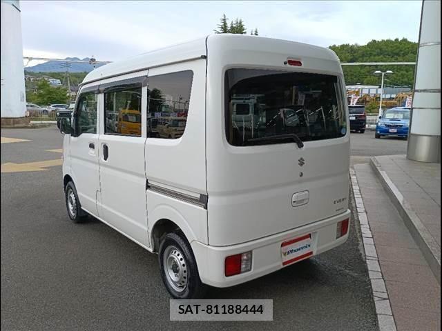 Suzuki EVERY 2019-12 6675890-7