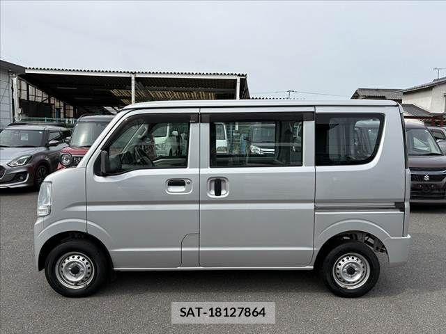 Suzuki EVERY 2018-03 6675891-11