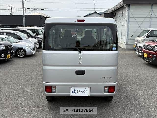 Suzuki EVERY 2018-03 6675891-13