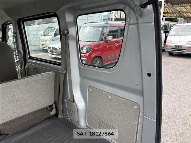 Suzuki EVERY 2018-03 6675891-29