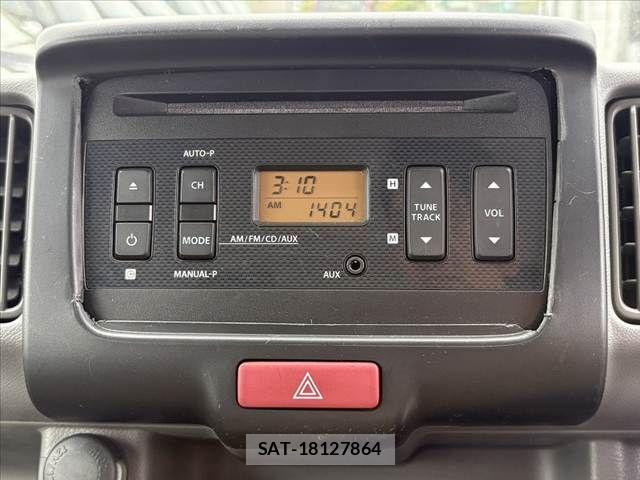 Suzuki EVERY 2018-03 6675891-3