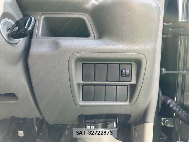 Suzuki EVERY 2020-05 6751525-15