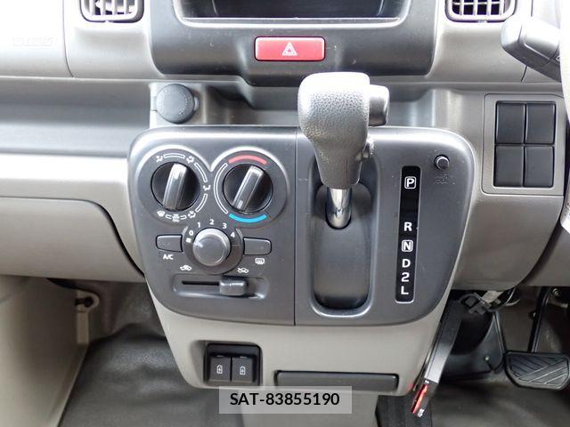 Suzuki EVERY 2022-02 6814869-9