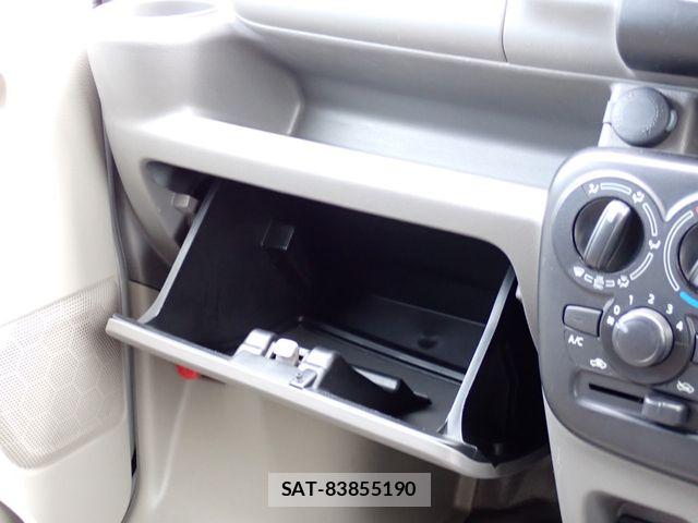 Suzuki EVERY 2022-02 6814869-13