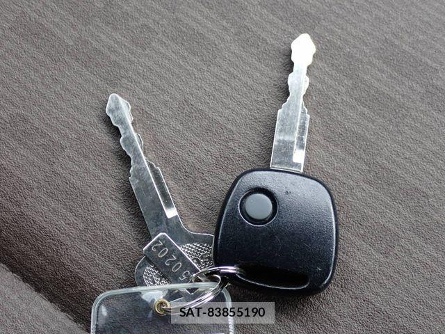 Suzuki EVERY 2022-02 6814869-19