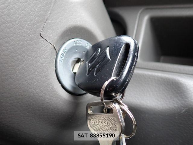 Suzuki EVERY 2022-02 6814869-8