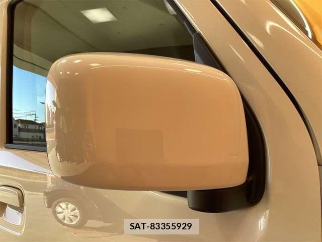 Suzuki EVERY 2025-11 6904858-12