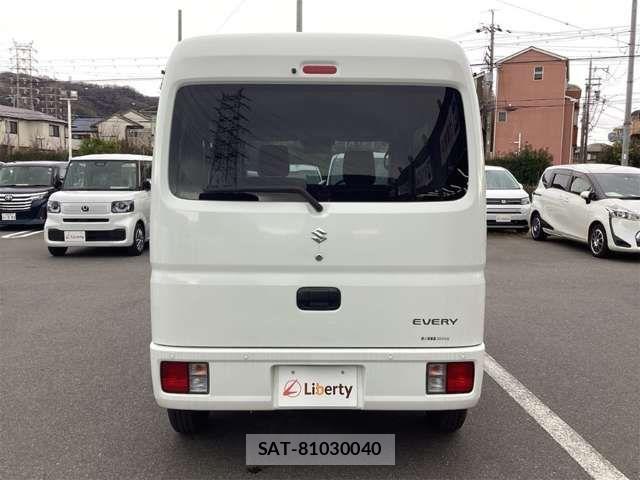 Suzuki EVERY 2024-10 6905009-8