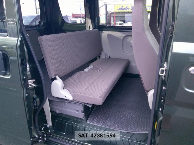 Suzuki EVERY 2020-03 6904873-10