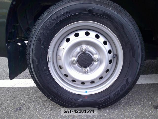 Suzuki EVERY 2020-03 6904873-19