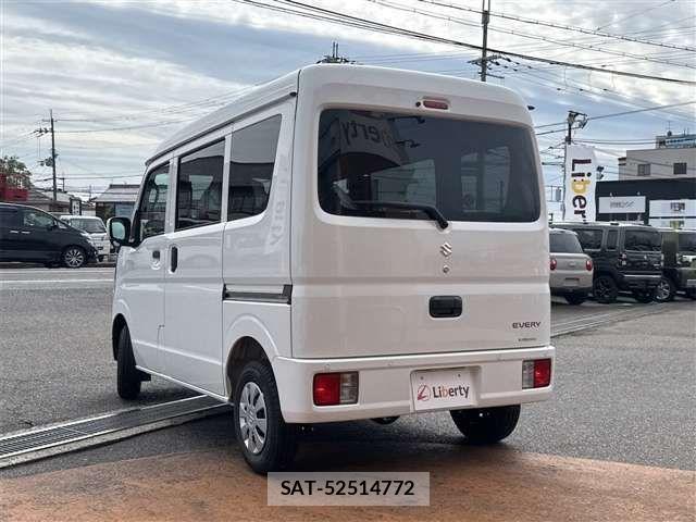 Suzuki EVERY 2025-09 6904865-9