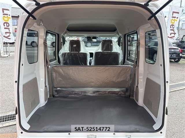 Suzuki EVERY 2025-09 6904865-11