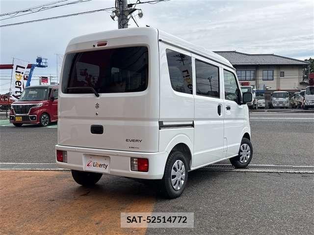 Suzuki EVERY 2025-09 6904865-4