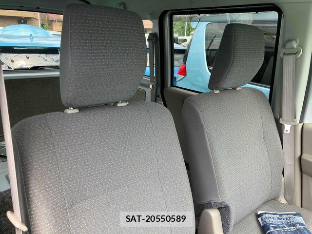 Suzuki EVERY 2014-01 6904877-5