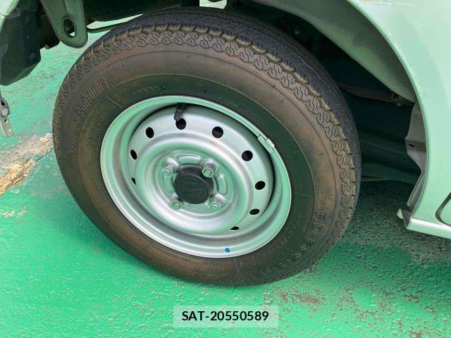 Suzuki EVERY 2014-01 6904877-6