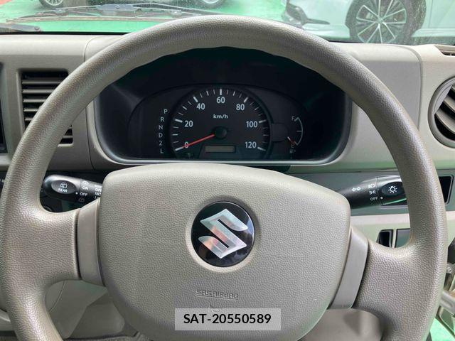 Suzuki EVERY 2014-01 6904877-7