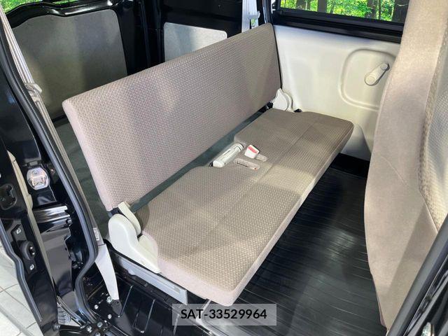Suzuki EVERY 2025-12 6904863-8