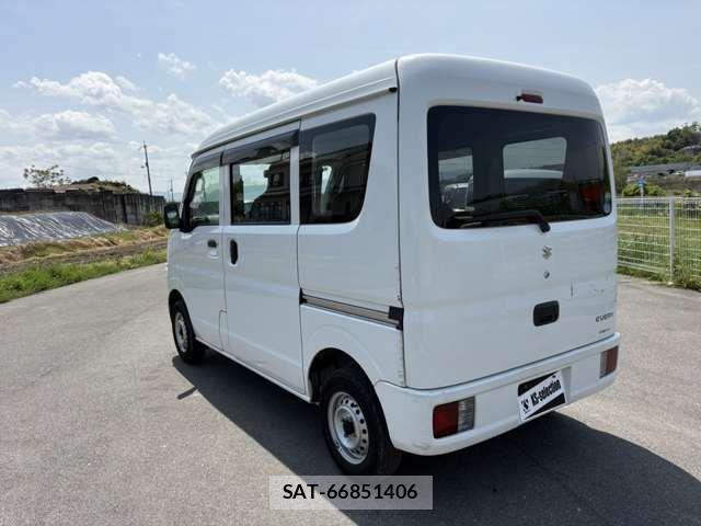 Suzuki EVERY 2020-04 6904888-5