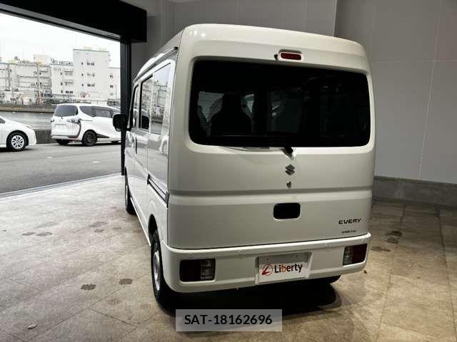 Suzuki EVERY 2026-02 6904864-9