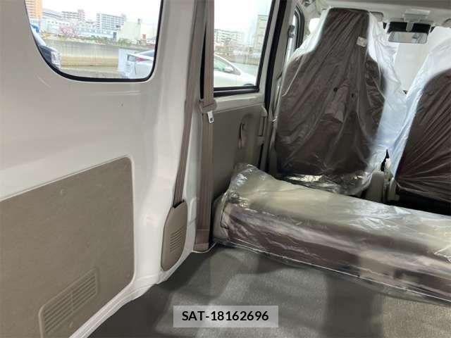 Suzuki EVERY 2026-02 6904864-16