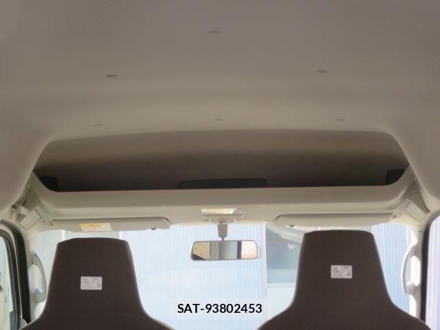 Suzuki EVERY 2025-10 6904869-14