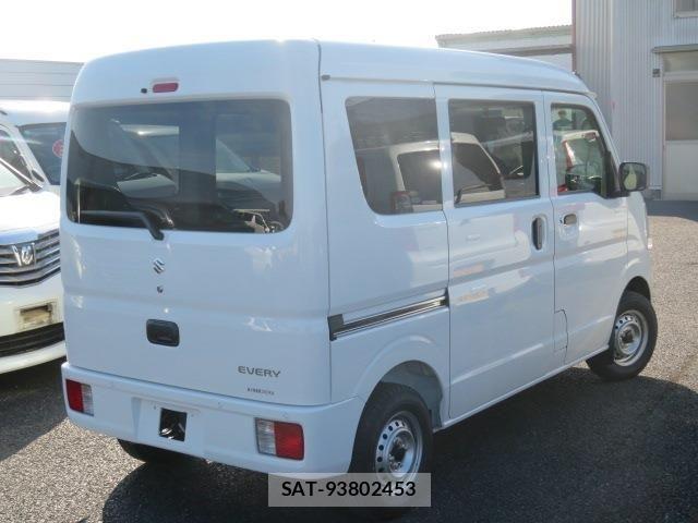Suzuki EVERY 2025-10 6904869-3