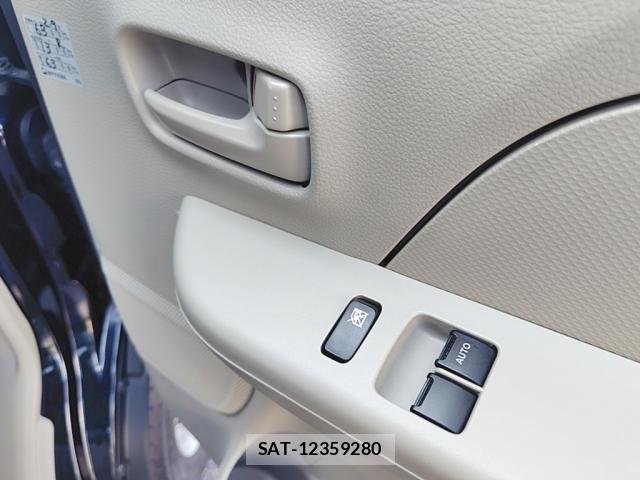 Suzuki EVERY 2023-02 6904871-17