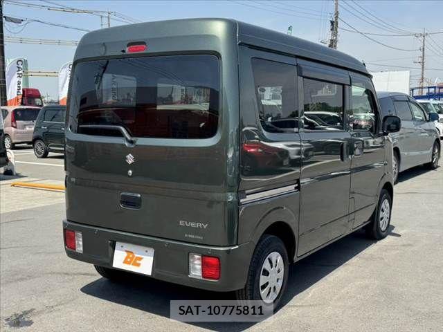 Suzuki EVERY 2022-04 6993461-14