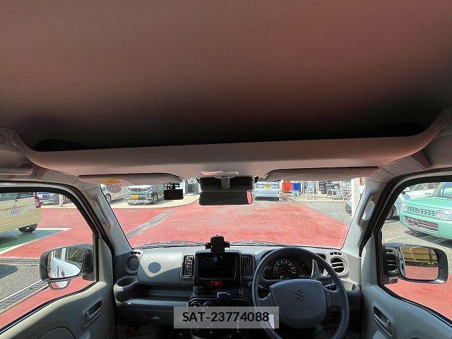 Suzuki EVERY 2022-03 6993460-10