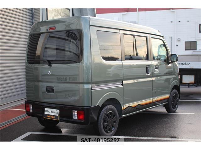 Suzuki EVERY 2025-10 6993458-2