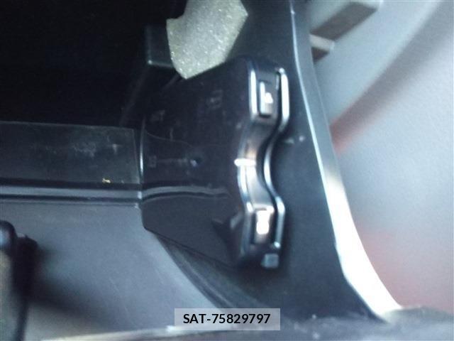 Suzuki EVERY 2015-03 6993465-10