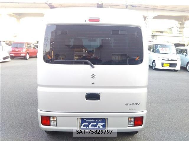 Suzuki EVERY 2015-03 6993465-4