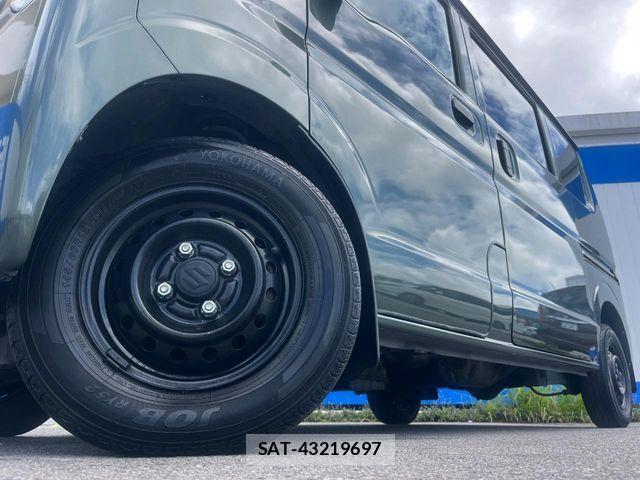 Suzuki EVERY 2021-06 7020437-11