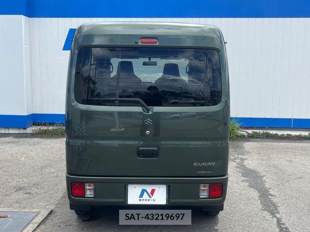 Suzuki EVERY 2021-06 7020437-13
