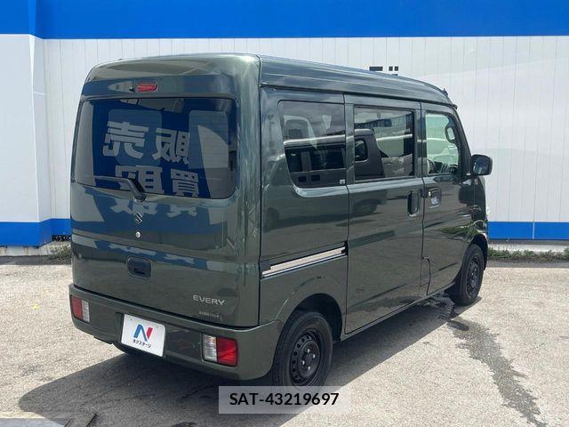 Suzuki EVERY 2021-06 7020437-15