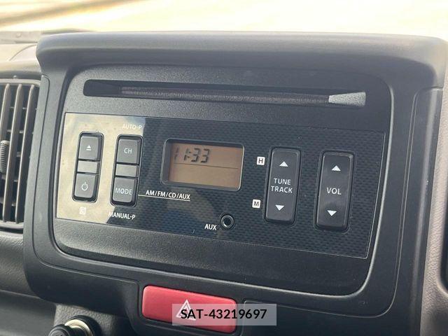 Suzuki EVERY 2021-06 7020437-3