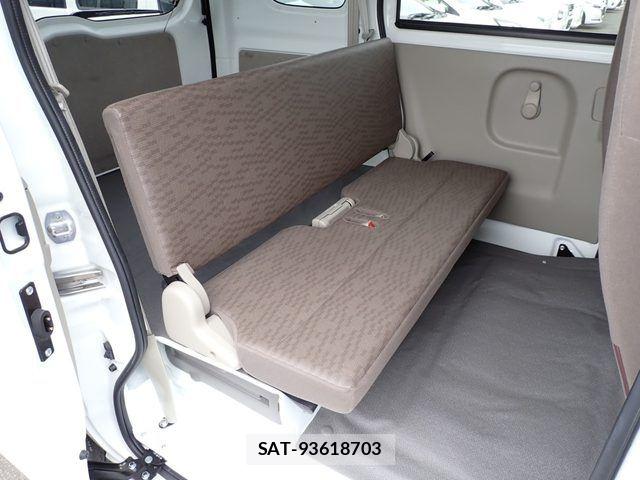 Suzuki EVERY 2022-02 7020439-12
