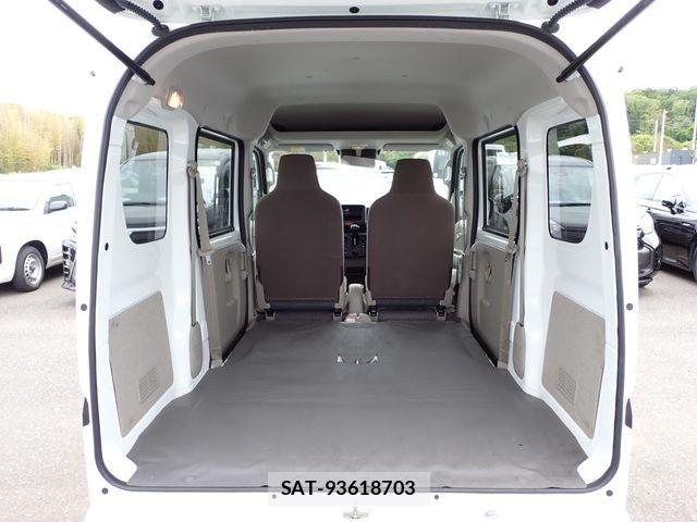 Suzuki EVERY 2022-02 7020439-3