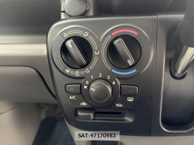 Suzuki EVERY 2020-03 7020441-18