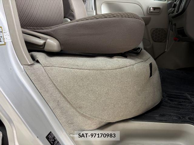 Suzuki EVERY 2020-03 7020441-24