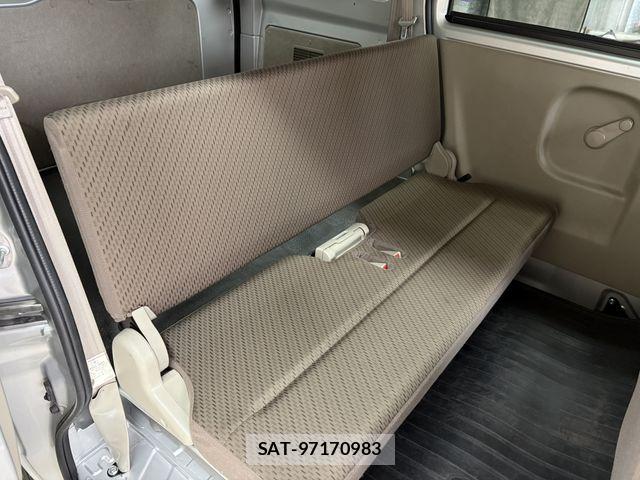 Suzuki EVERY 2020-03 7020441-25