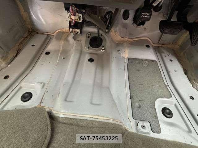 Suzuki EVERY 2017-03 7020442-27