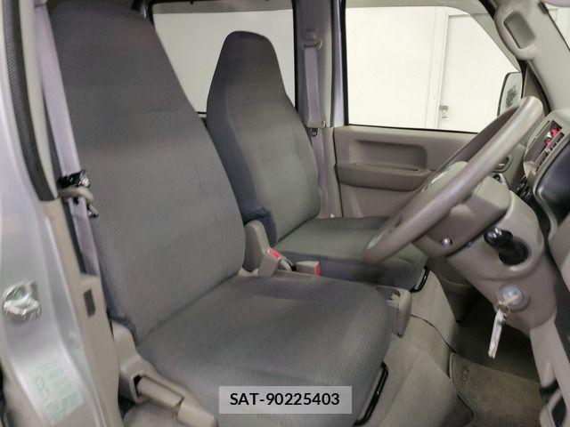 Suzuki EVERY 2011-03 7020443-3