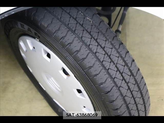 Suzuki EVERY 2019-10 7058459-23